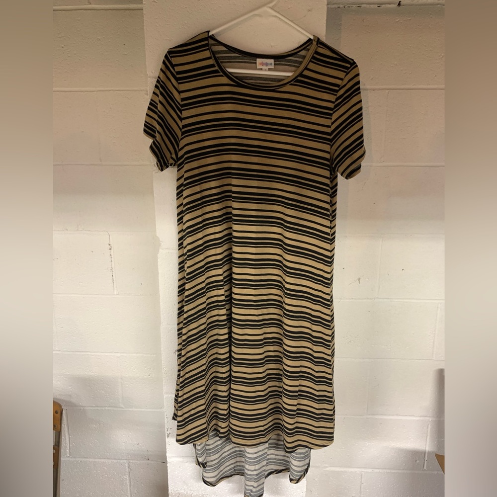 LulaRoe Carly Small tan and black stripe GUC